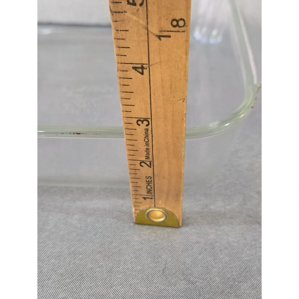 Pyrex brand corning
